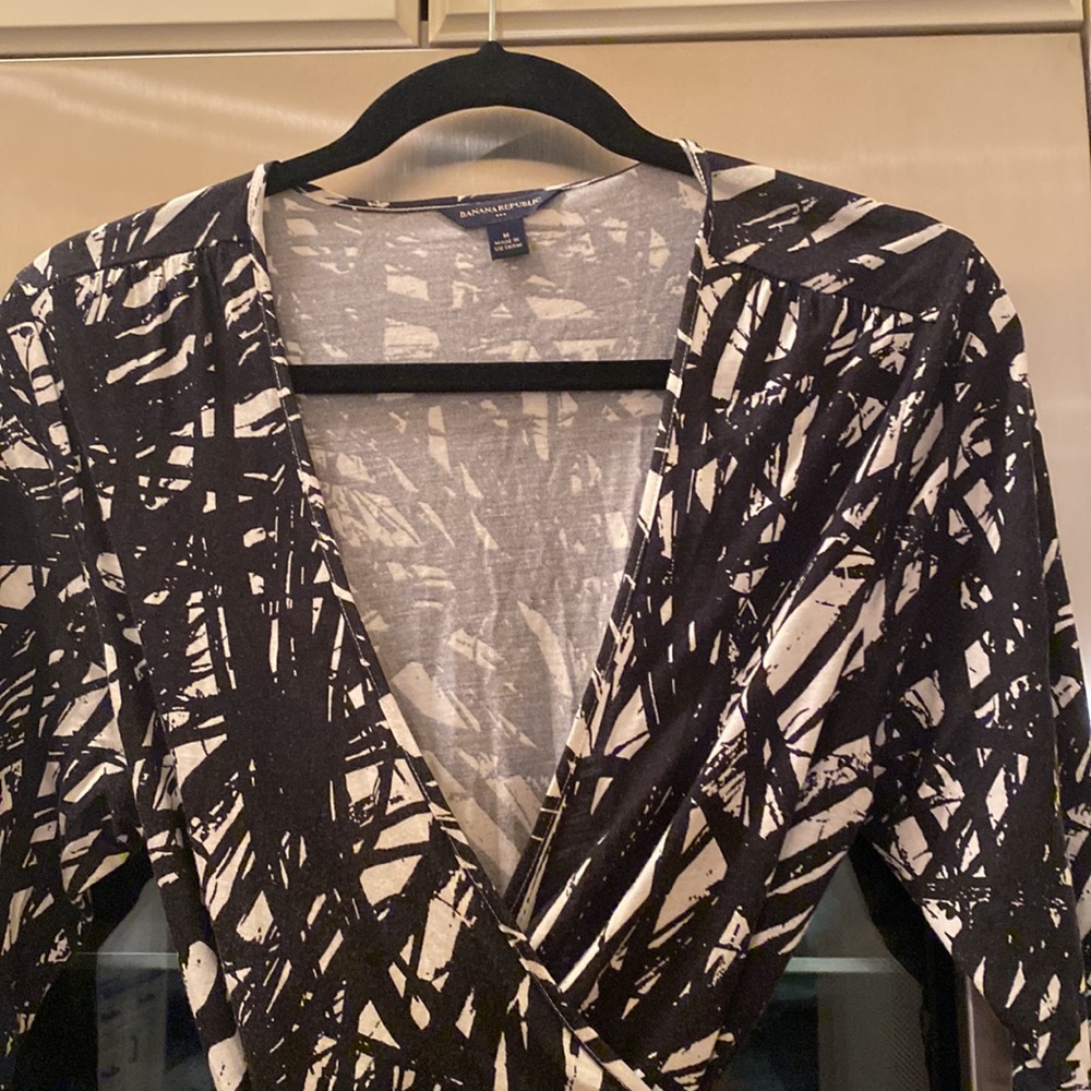 Banana Republic Black & White Wrap Dress Size Medium